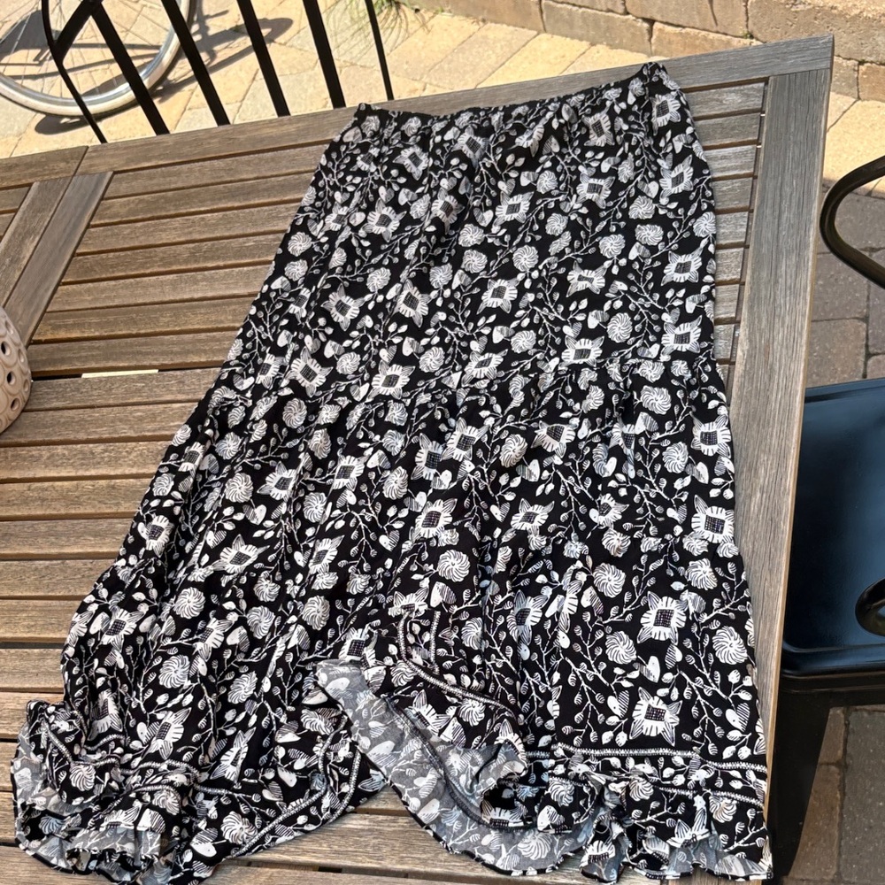 Floral Black and White Women's Skirt